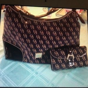 Dooney & Burke Pocketbook & Wallet